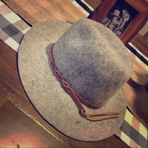 Merona Gray Felt Hat